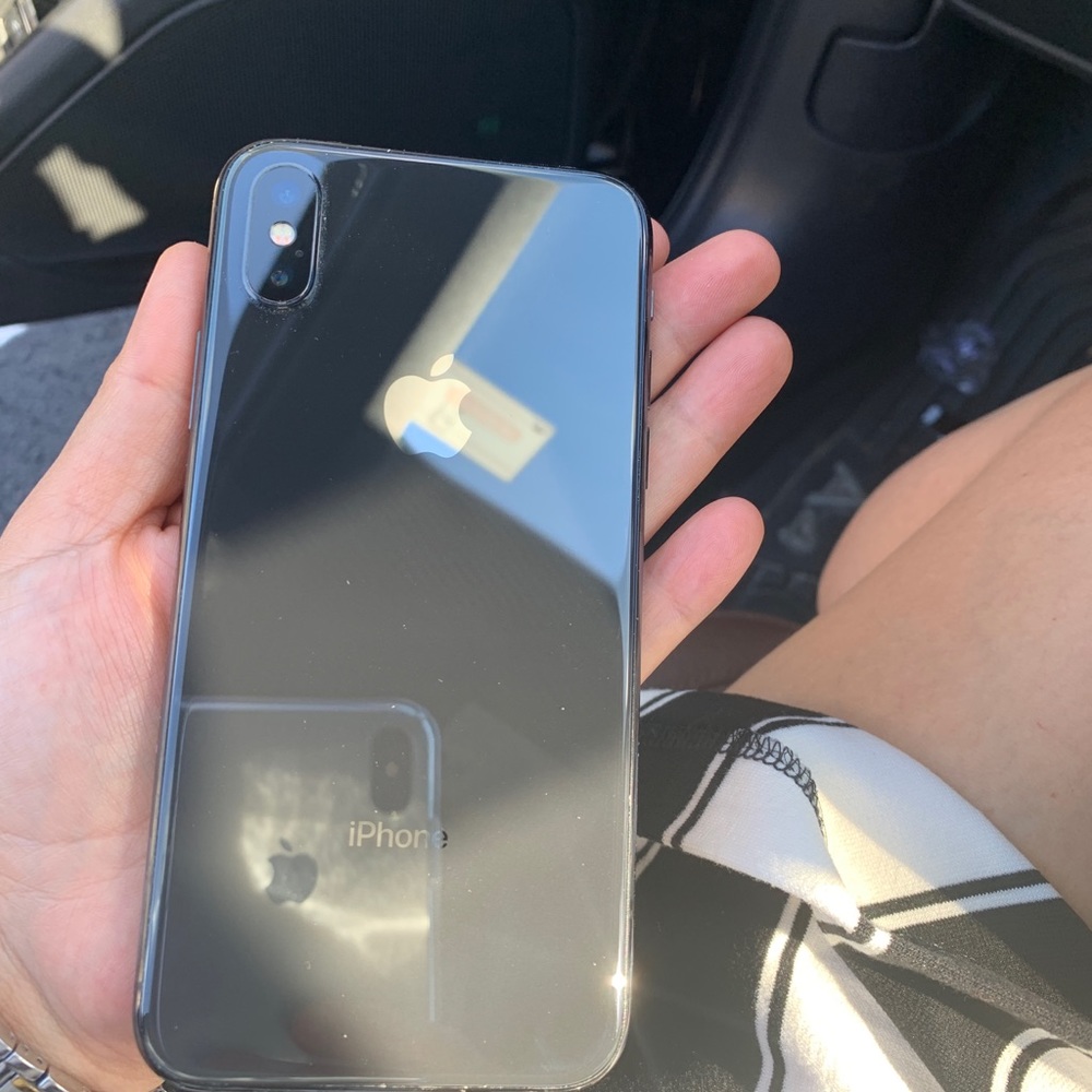 iPhone X